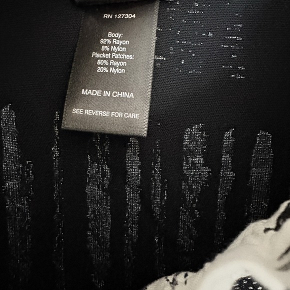 Ali Miles Womens Top Size 1X Black White Mixed Media Artsy Lagenlook Button - Picture 6 of 6